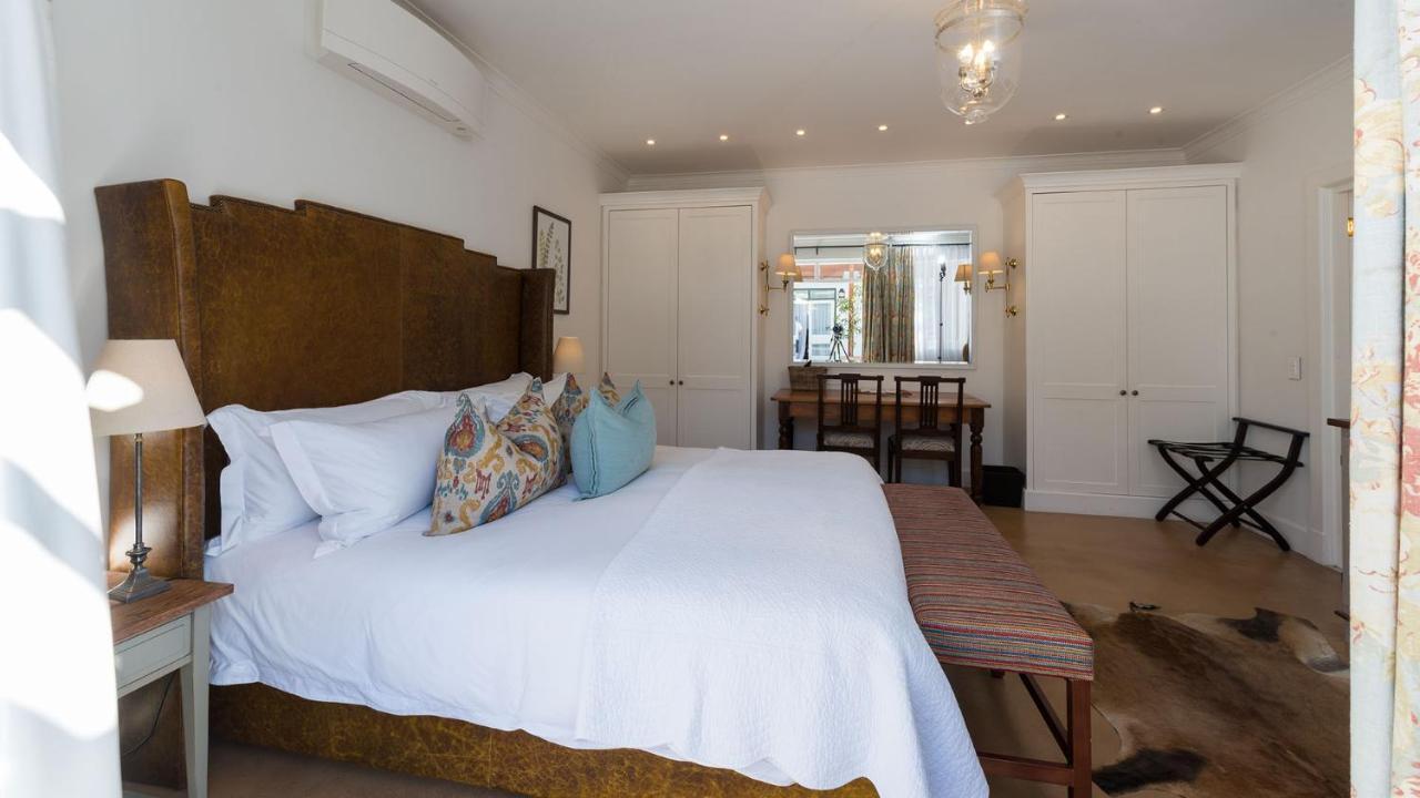 乔斯蒂酒店 Graaff-Reinet 外观 照片 A bedroom at the Cape Heritage
