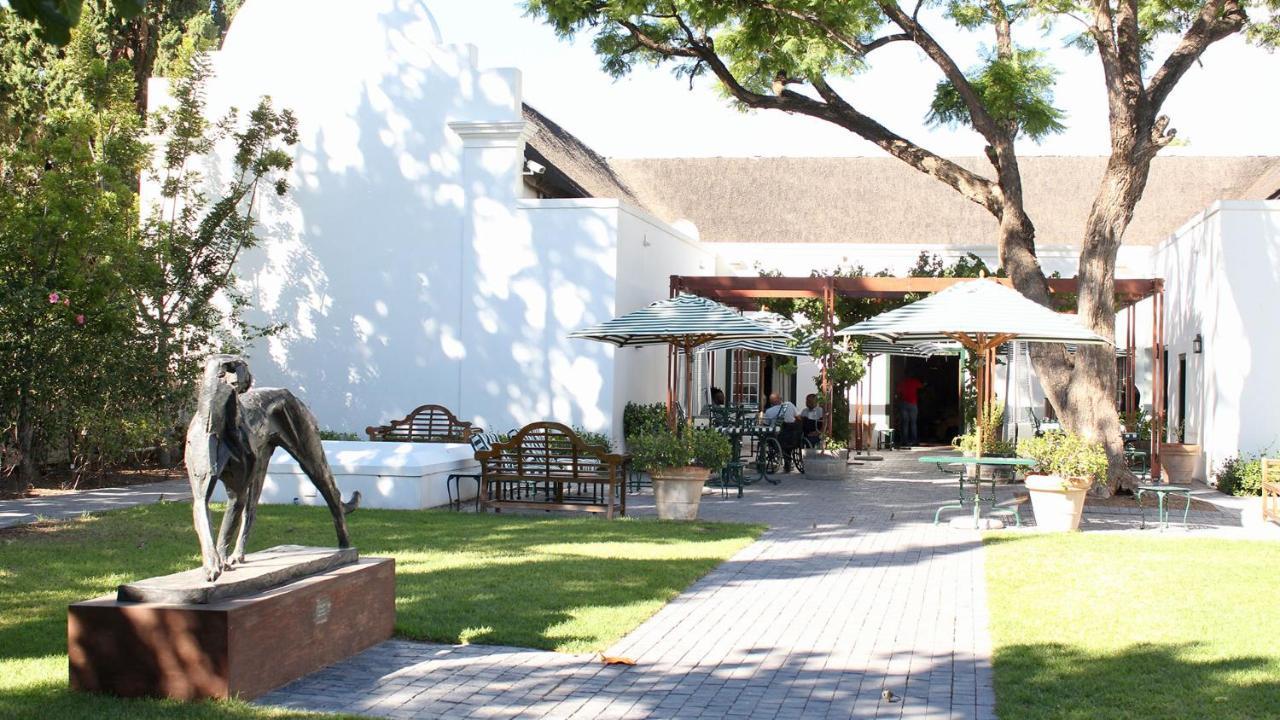 乔斯蒂酒店 Graaff-Reinet 外观 照片 The restaurant at the Stellenbosch University Faculty of Art