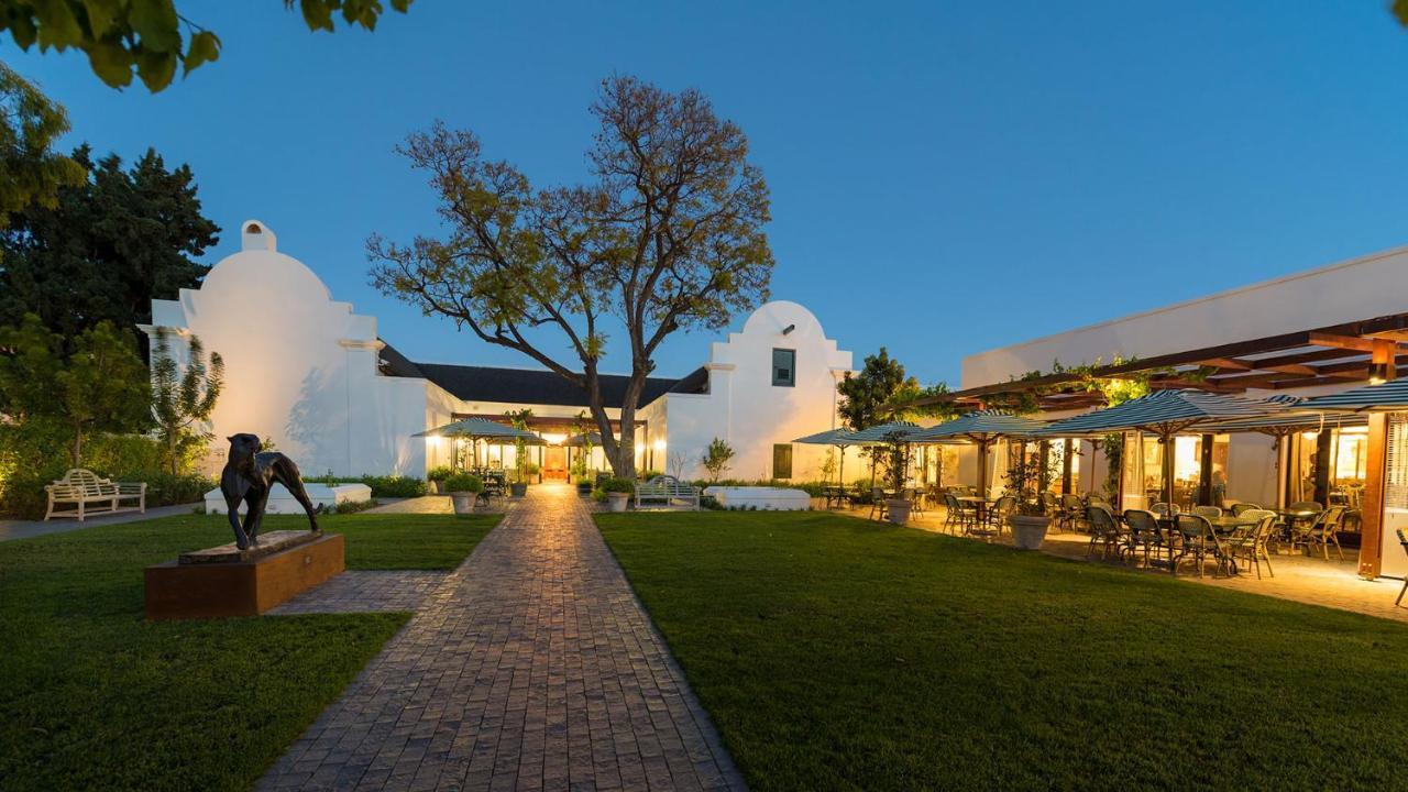 乔斯蒂酒店 Graaff-Reinet 外观 照片 The restaurant at the Stellenbosch University campus
