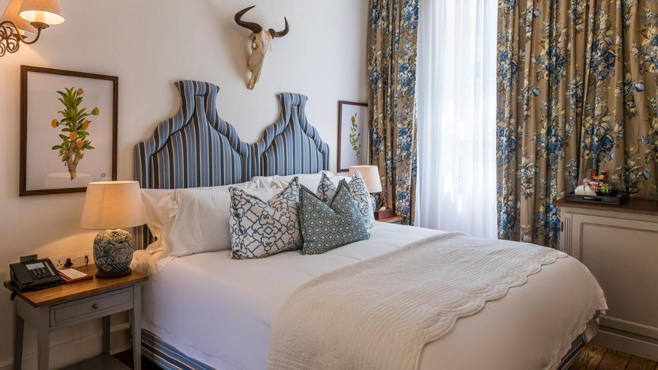 乔斯蒂酒店 Graaff-Reinet 外观 照片 A guest room at the Inn at 212