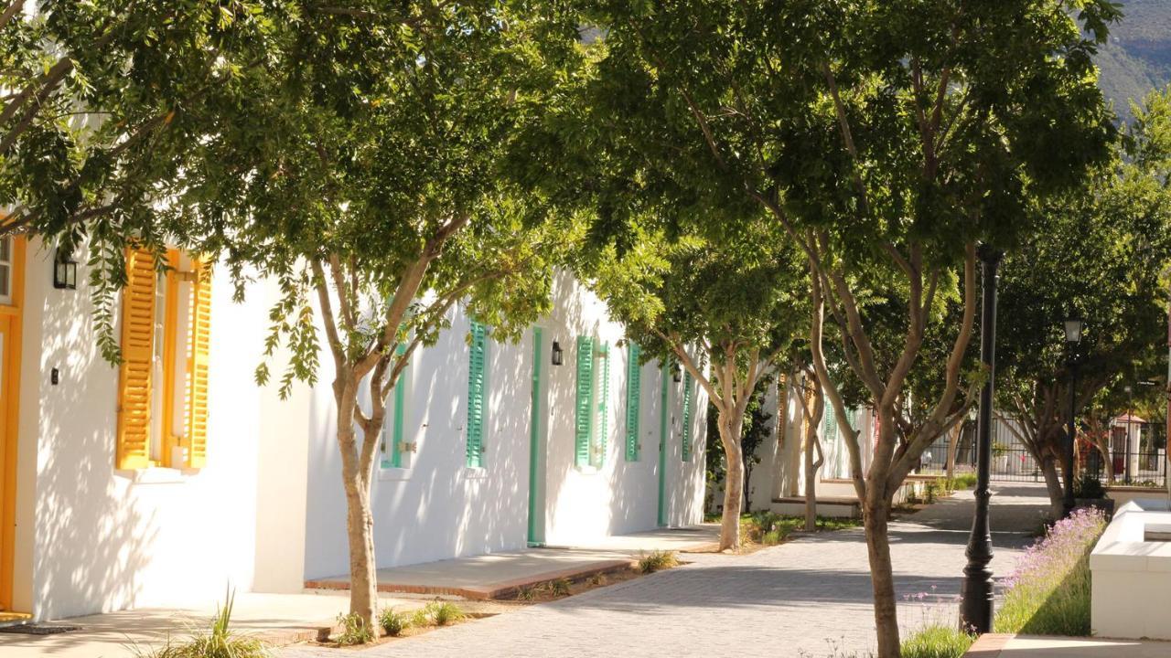 乔斯蒂酒店 Graaff-Reinet 外观 照片 The historic district of downtown Tempe