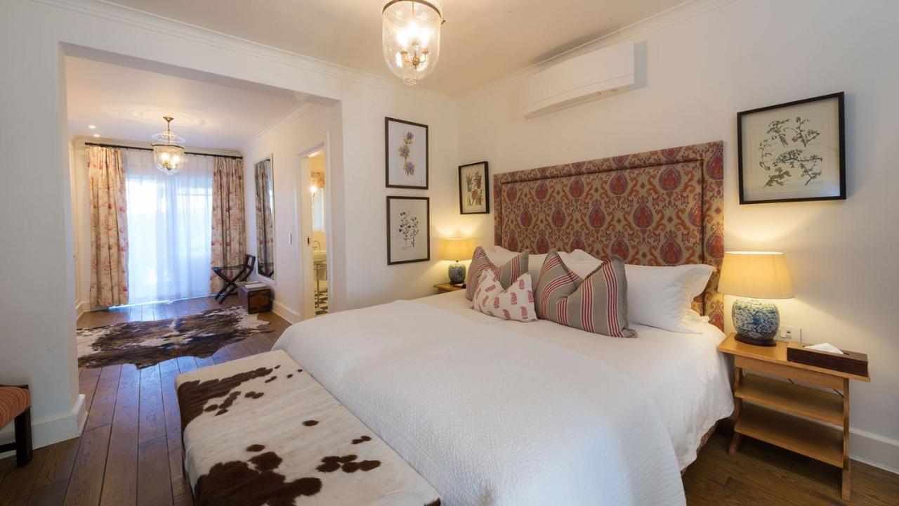乔斯蒂酒店 Graaff-Reinet 外观 照片 A bedroom at the Cape Heritage