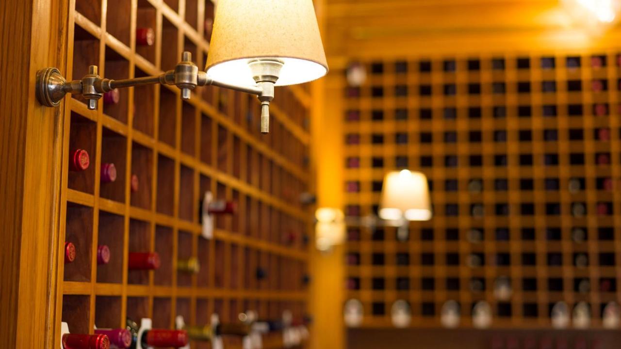 乔斯蒂酒店 Graaff-Reinet 外观 照片 A tea shop in Kyoto, Japan